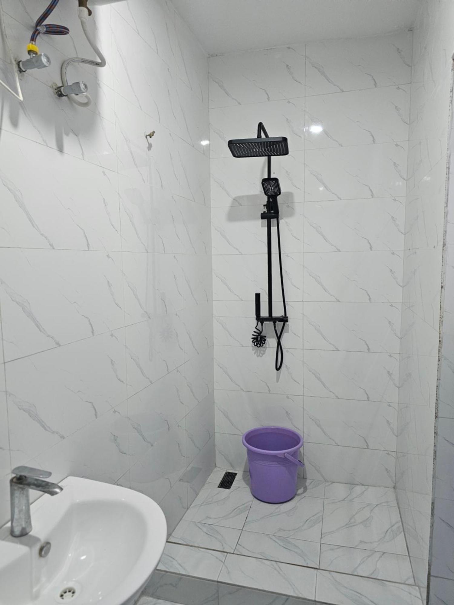 Vhs Vinchee Suites Lagos Exterior photo